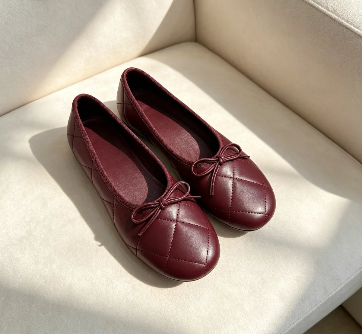 2026 Women's New Vintage Style Classic Flat Shoes