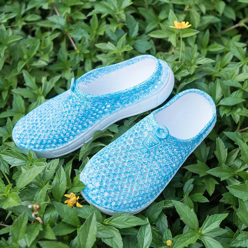 2025 Women Casual Clogs Breathable Beach Sandals Summer Slippers Slip On Womens Shoes Home Ladies Shoes Fashion Hollow Pantuflas
