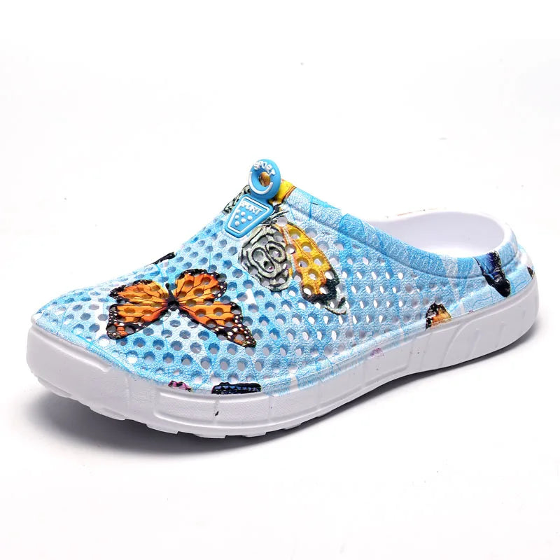 2025 Women Casual Clogs Breathable Beach Sandals Summer Slippers Slip On Womens Shoes Home Ladies Shoes Fashion Hollow Pantuflas