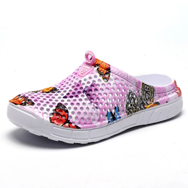 2025 Women Casual Clogs Breathable Beach Sandals Summer Slippers Slip On Womens Shoes Home Ladies Shoes Fashion Hollow Pantuflas