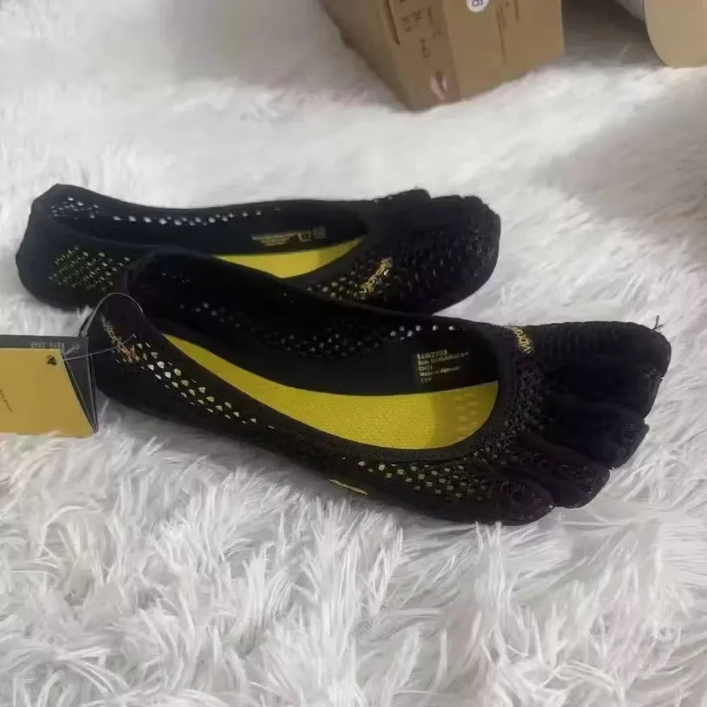 Lightweight Breathable and Quick-drying Five-toed V-Soul Sneakers Are Perfect for Yoga Walking Outdoor Activities Shoes for Women