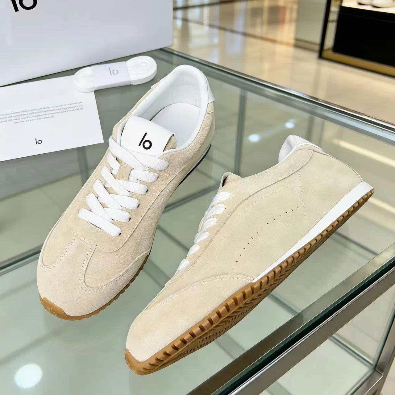 High-end Brand De Xun Shoes, 26SS New Trendy and Versatile Retro Casual Women's Shoes, Low-top Lace-up Sports Shoes, Trendy Versatile Women's Shoes, American-style Versatile White Sneakers, Ballet Flats